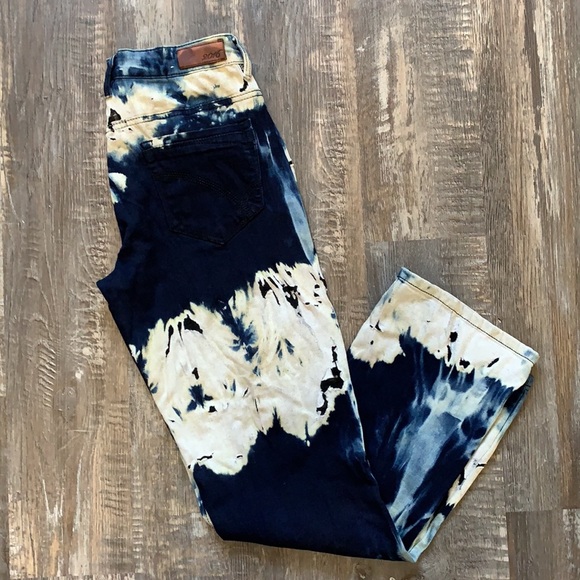 2016 by Parasucco Denim - 2016 by Parasuco jeans